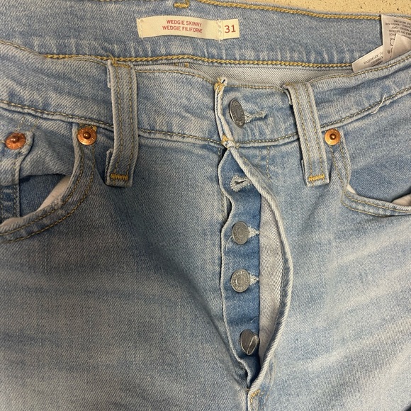 WEDGIE SKINNY Levis Jeans - Picture 4 of 4